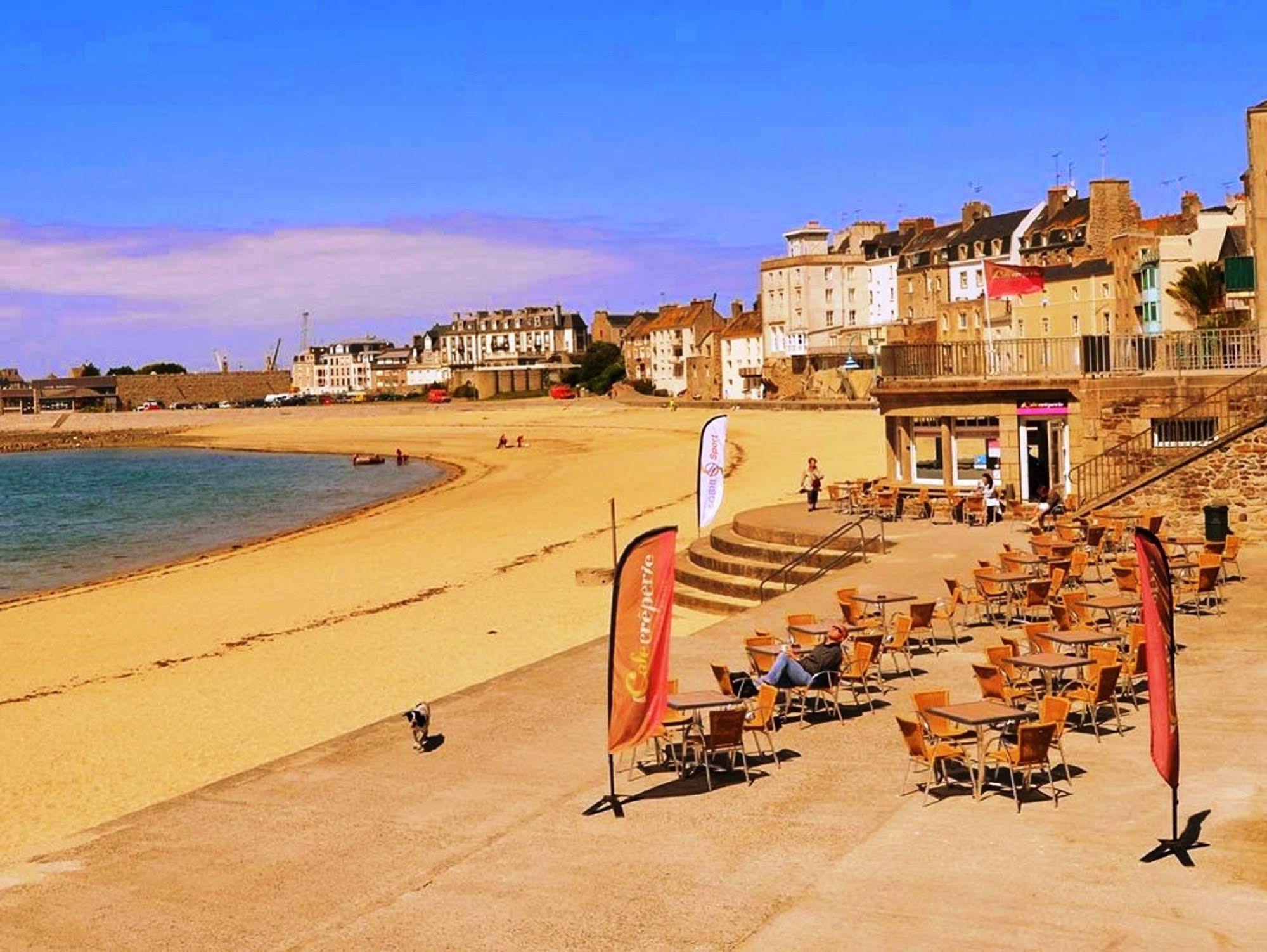 Appartement Saint Malo Vue Sur Mer Et Sur Intra Muros, Ferry, Plage Et Commerces A 50 M 외부 사진