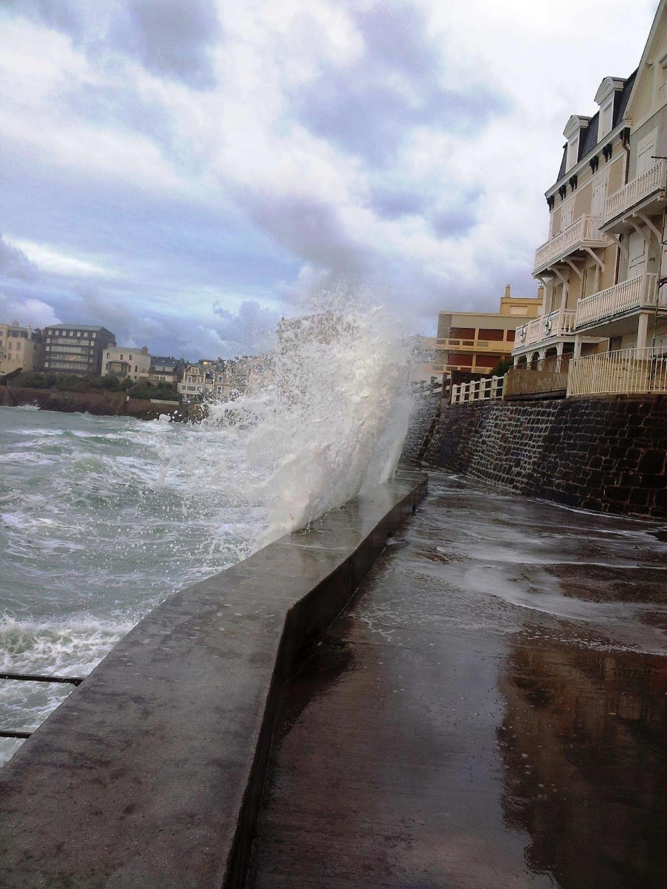 Appartement Saint Malo Vue Sur Mer Et Sur Intra Muros, Ferry, Plage Et Commerces A 50 M 외부 사진